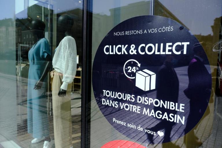Marquage de vitrine à Lens, valorisez votre espace commercial